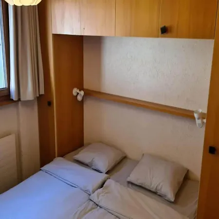 Διαμέρισμα Near Lift & Shuttle *