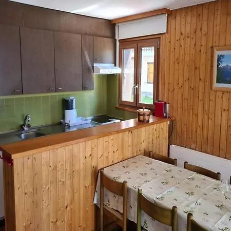 Near Lift & Shuttle *