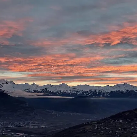 Near Lift & Shuttle Veysonnaz